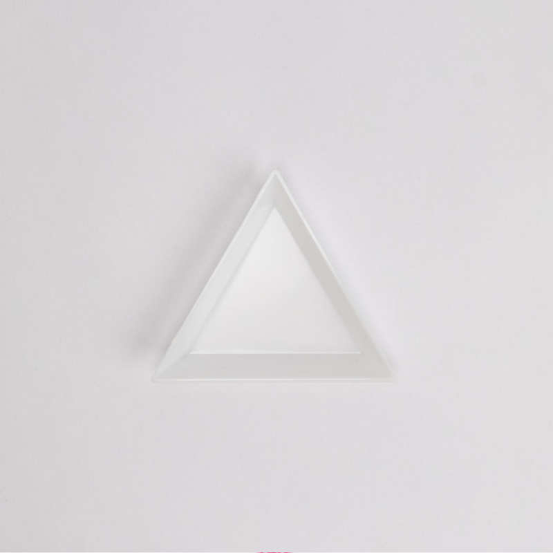 Réceptacle triangle  - 1