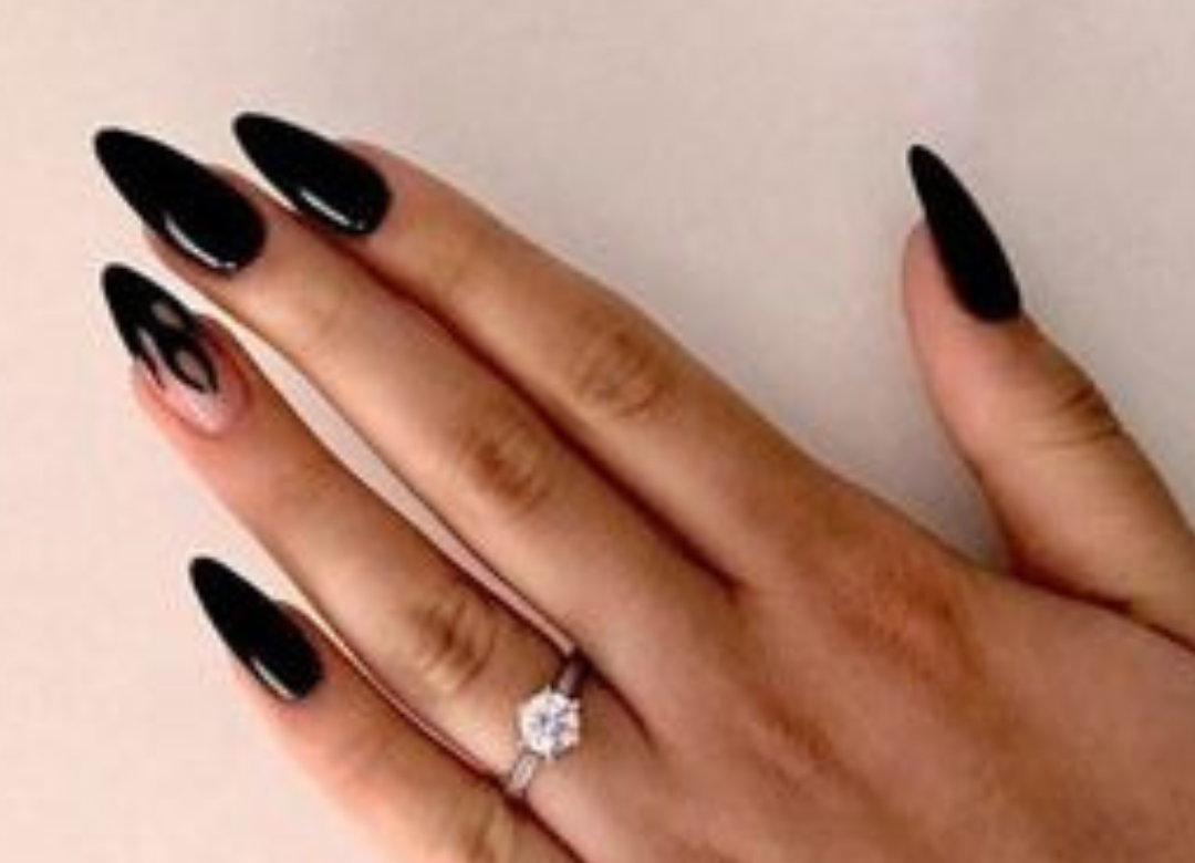 noir_vernis