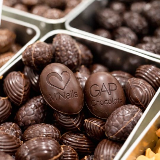 M'Nails x Gap Chocolats