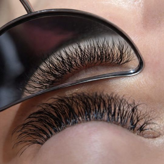 Extensions de cils : quelles poses privilégier ?